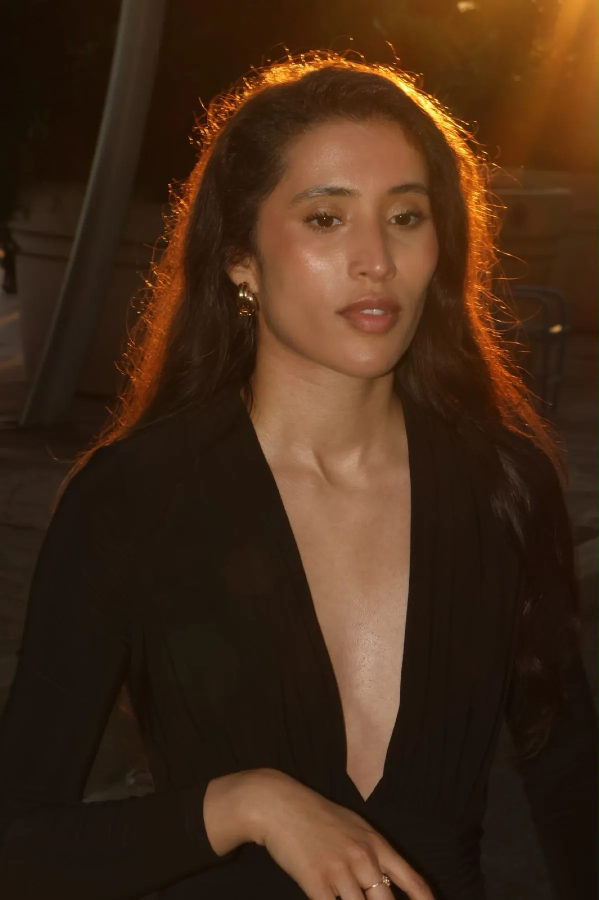 Portrait d'une mannequin à Cannes, lumière chaude
